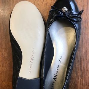 Anne Klein iflex black flats